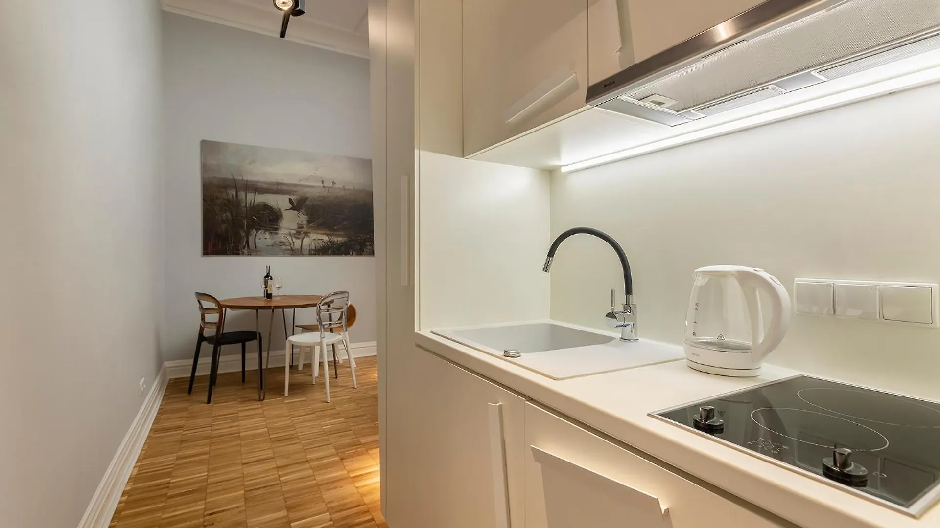 Chelmonskiego 8-02 By Farkas Apartments Poznan
